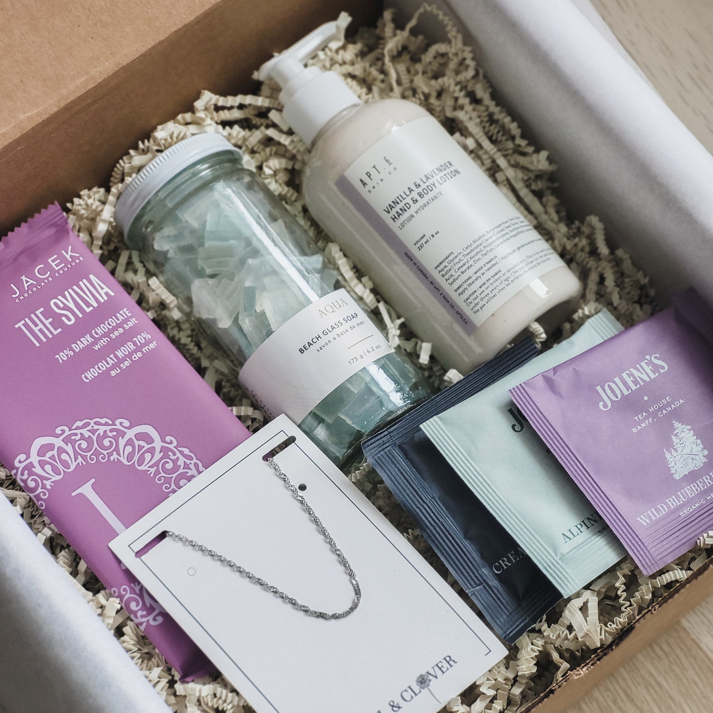 "Arlene" Gift Box