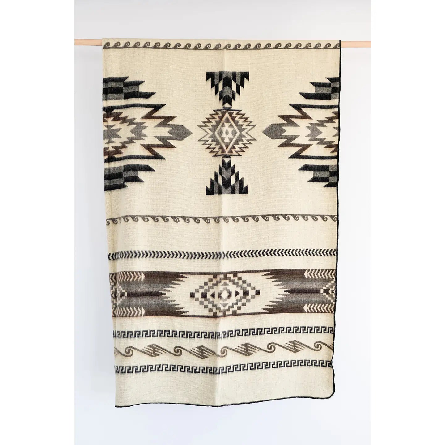Maskuy Queen Blanket - Cinder