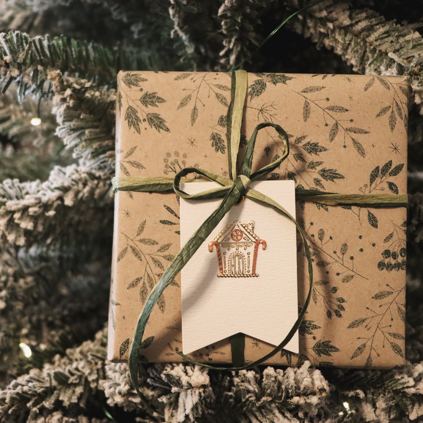 Christmas Mini - Bee