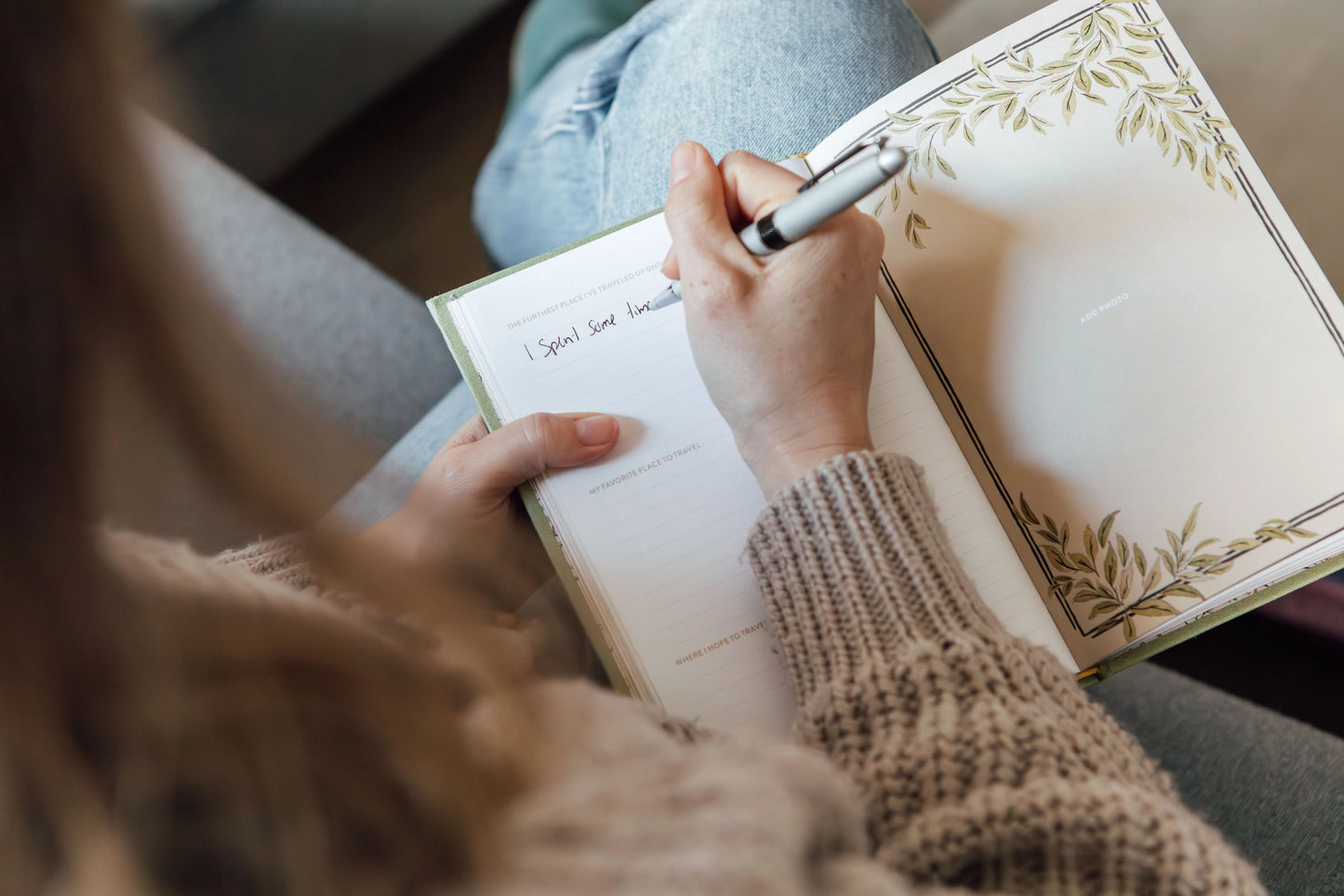 Mom's Story: A Memory and Keepsake Journal