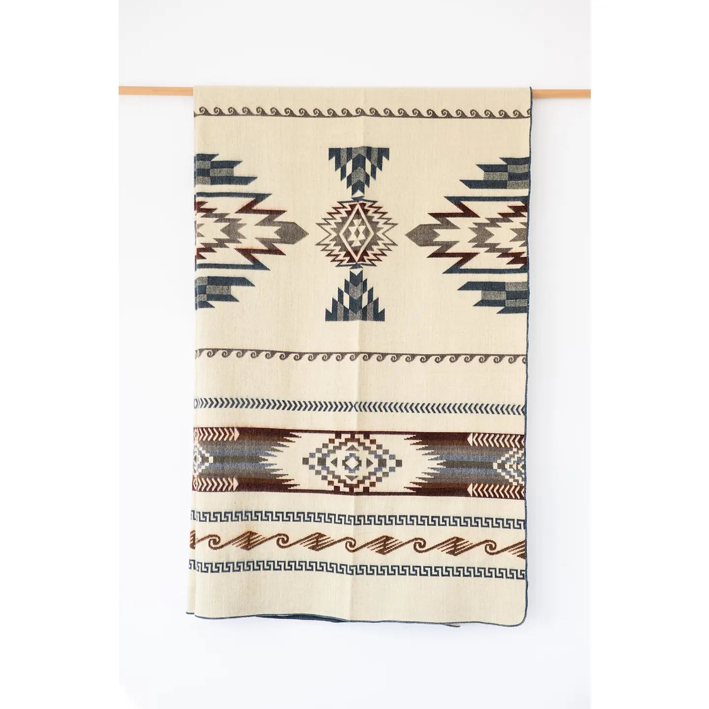 Maskuy Queen Blanket - Fireside Lodge
