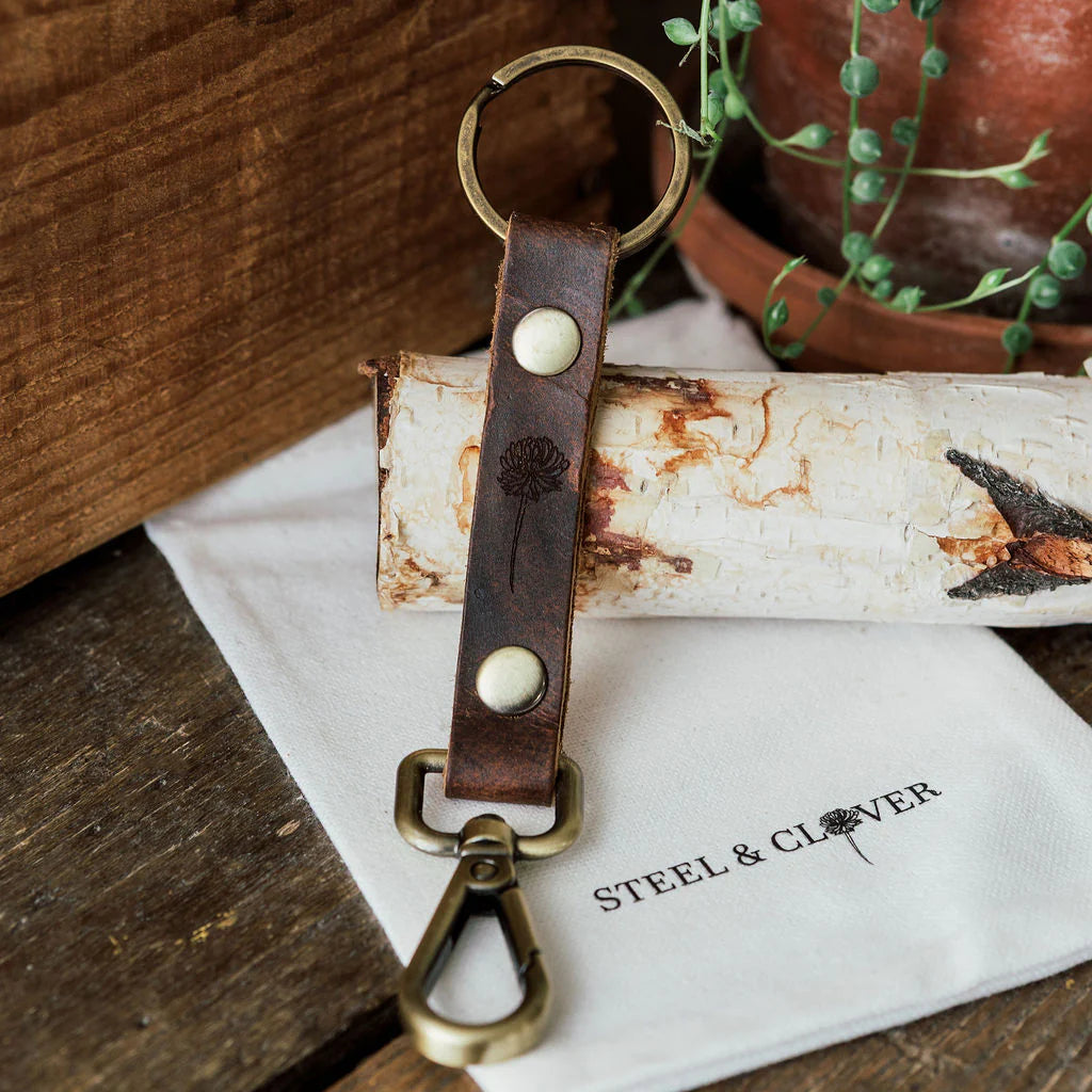 Hythe Dual End Leather Keychain-Clover
