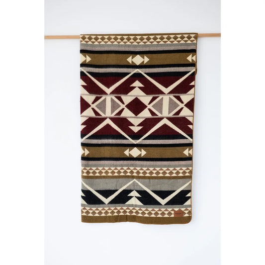 Acumen Throw - Wild Ember