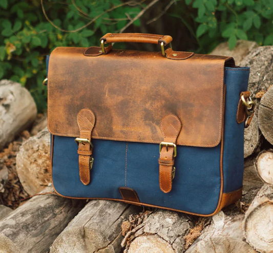 Demmitt Messenger Bag