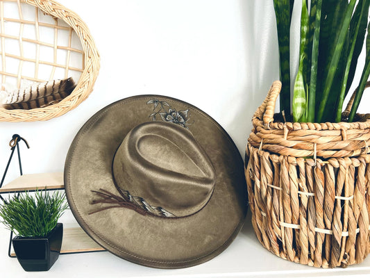 Hand Burned Mountain & Floral Hat/Choolate