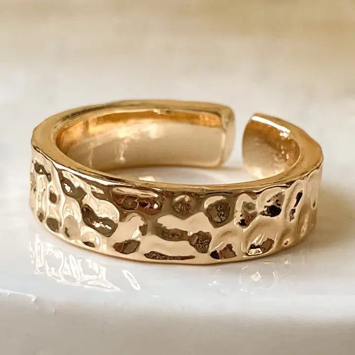Bold Dot Ring