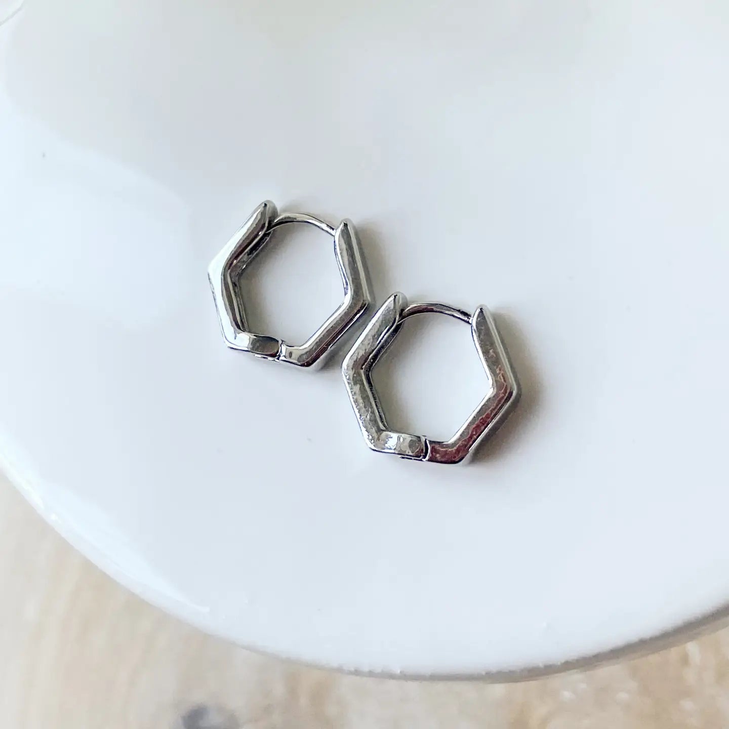 Silver Hexi Huggies