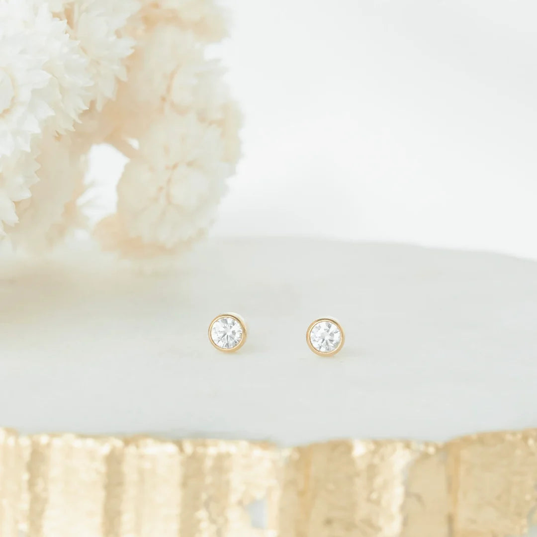 Fin Studs