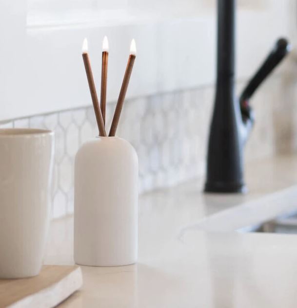 Everlasting Candle, Vessel